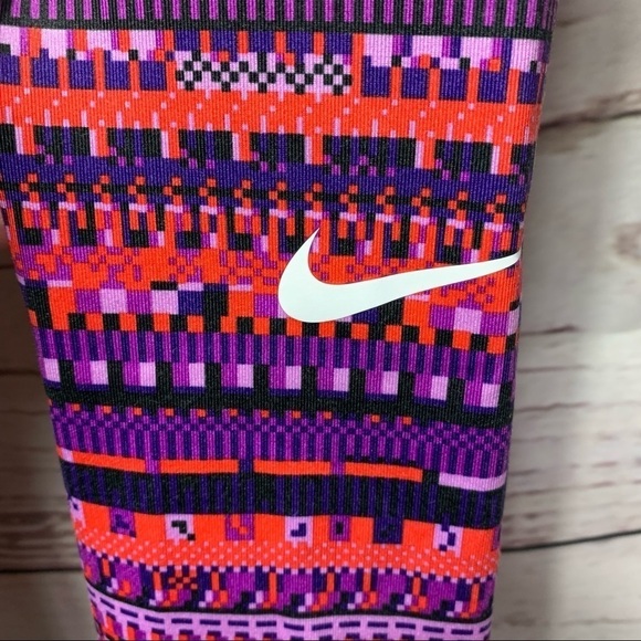 Nike Pro Aztec Leggings - Picture 3 of 8